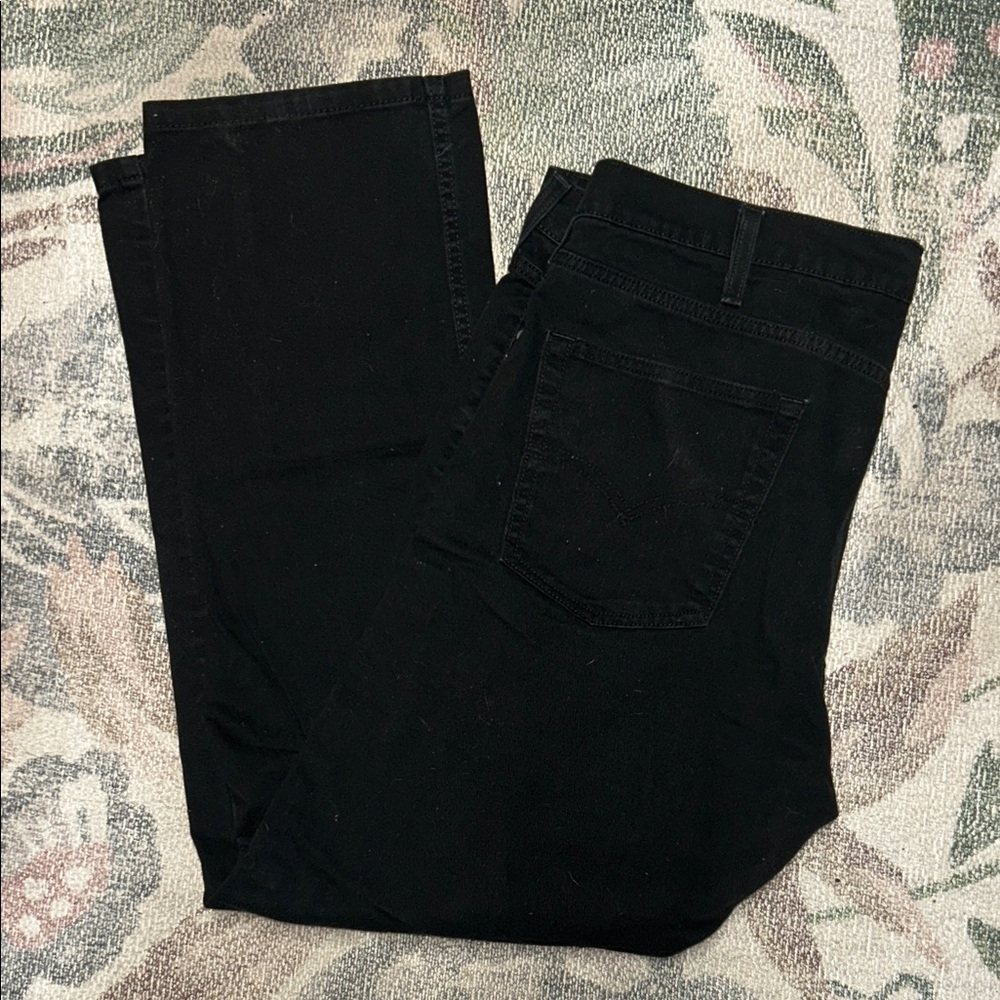 Levi's Men's Dark Black Straight Jeans - Picture 7 of 7